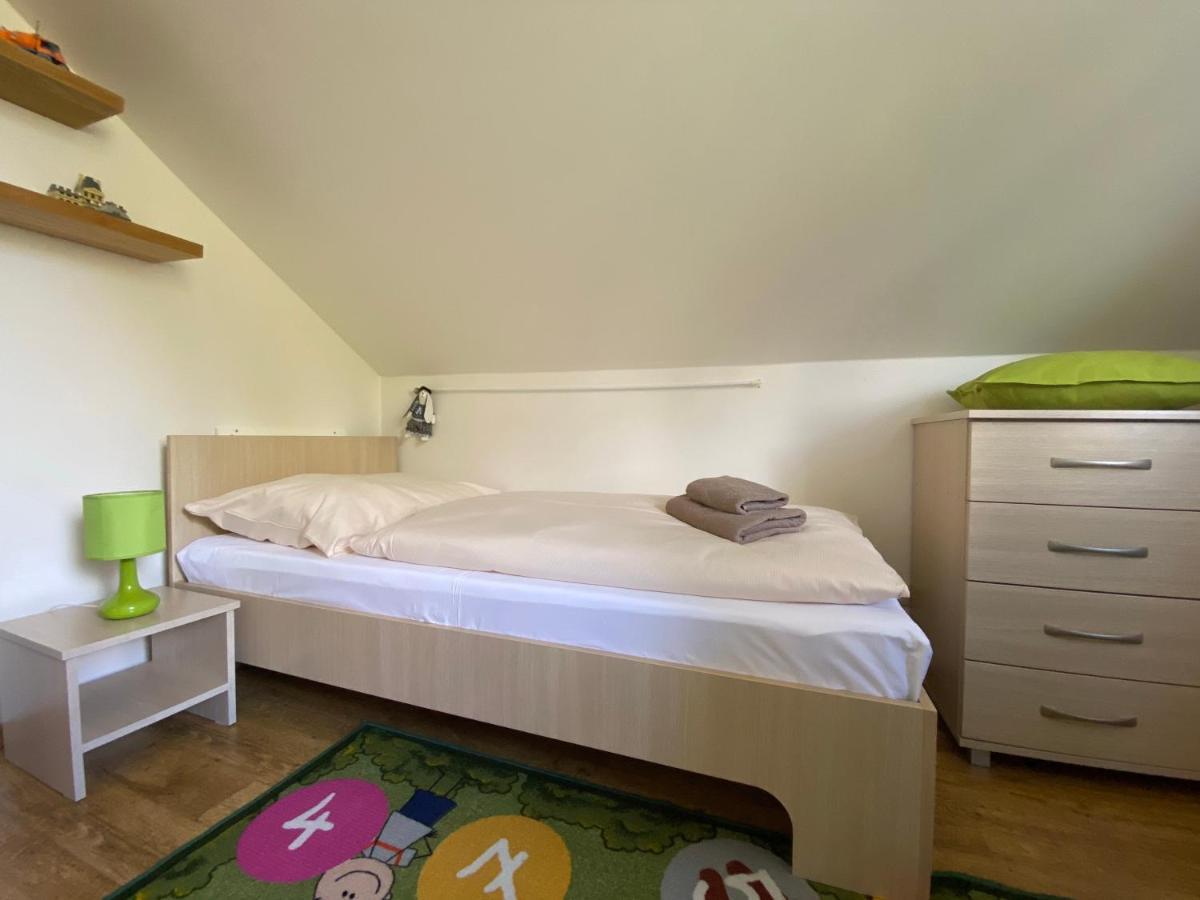 Apartments Piknik ตาตรันสกา ลอมนีจา ภายนอก รูปภาพ