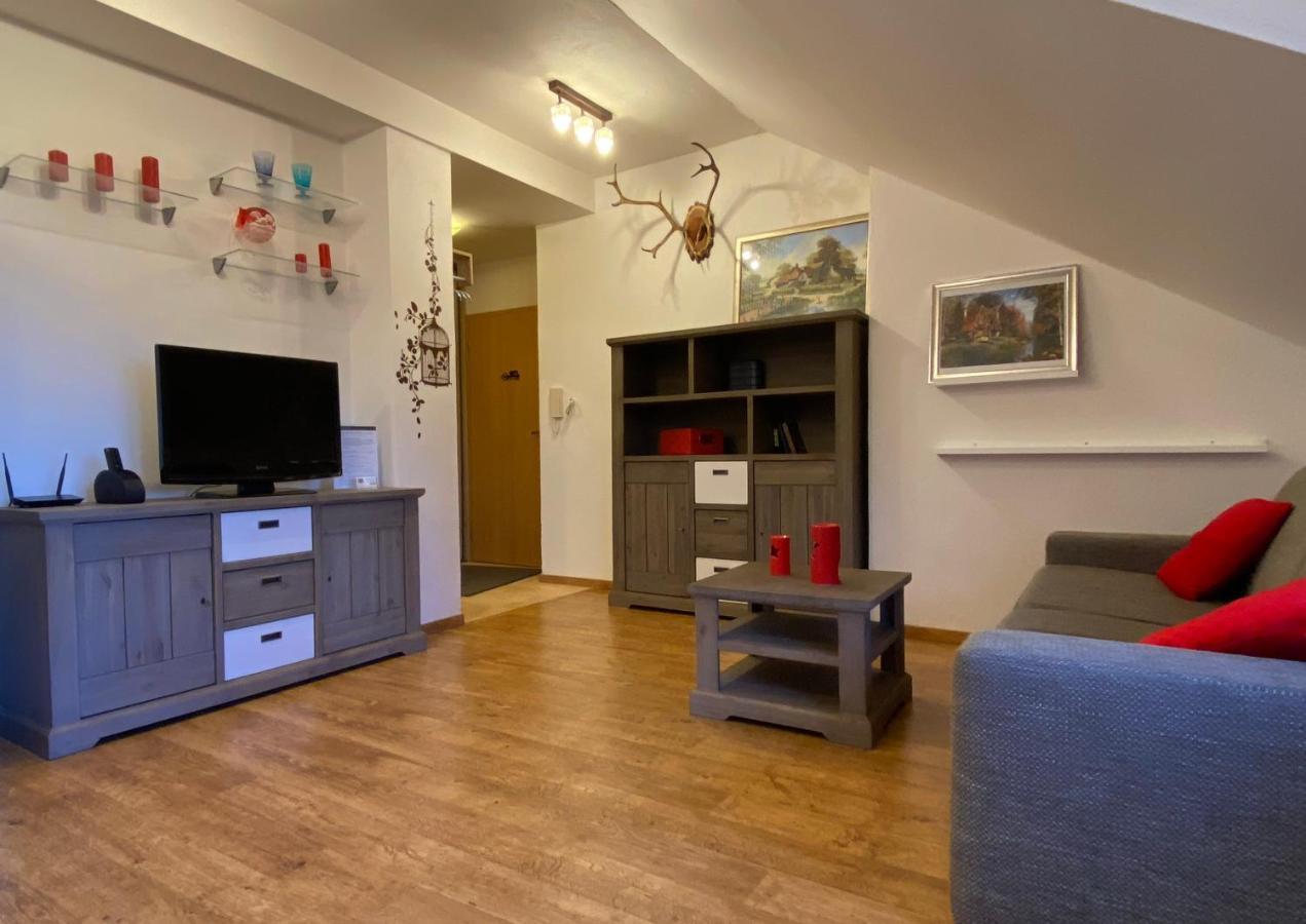 Apartments Piknik ตาตรันสกา ลอมนีจา ภายนอก รูปภาพ