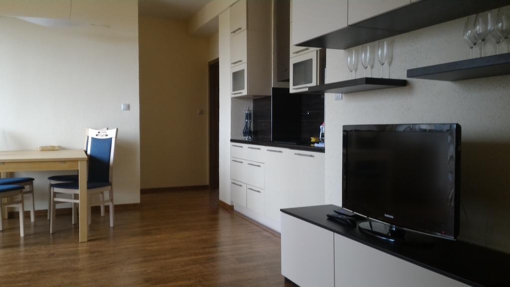 Apartments Piknik ตาตรันสกา ลอมนีจา ภายนอก รูปภาพ