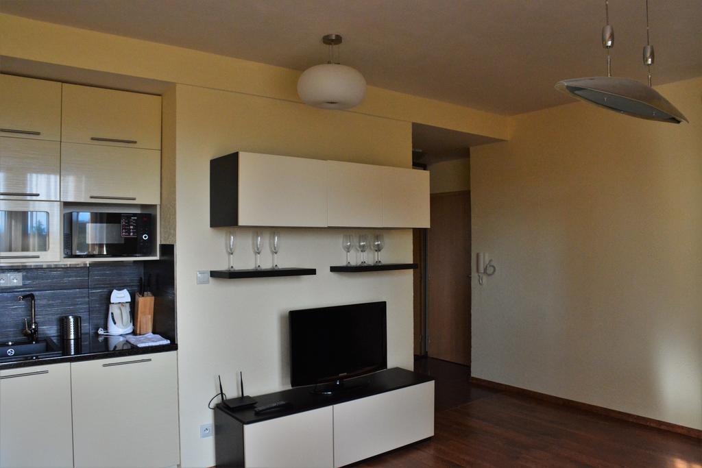 Apartments Piknik ตาตรันสกา ลอมนีจา ภายนอก รูปภาพ